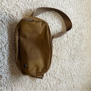 lululemon athletica everywhere belt bag brown tan